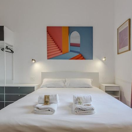 New And Functional Apartments Near The Metro Milan Luaran gambar