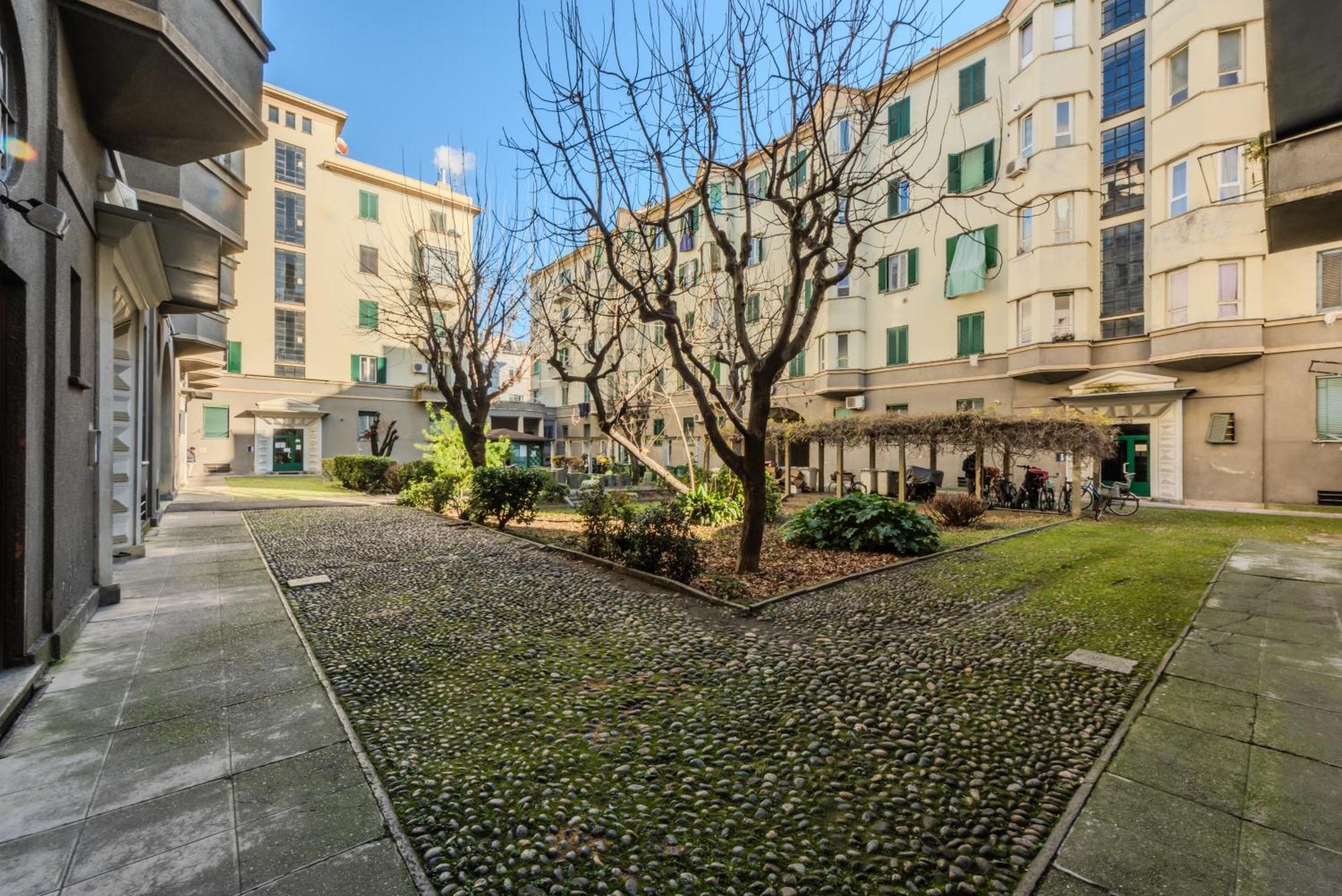 New And Functional Apartments Near The Metro Milan Luaran gambar